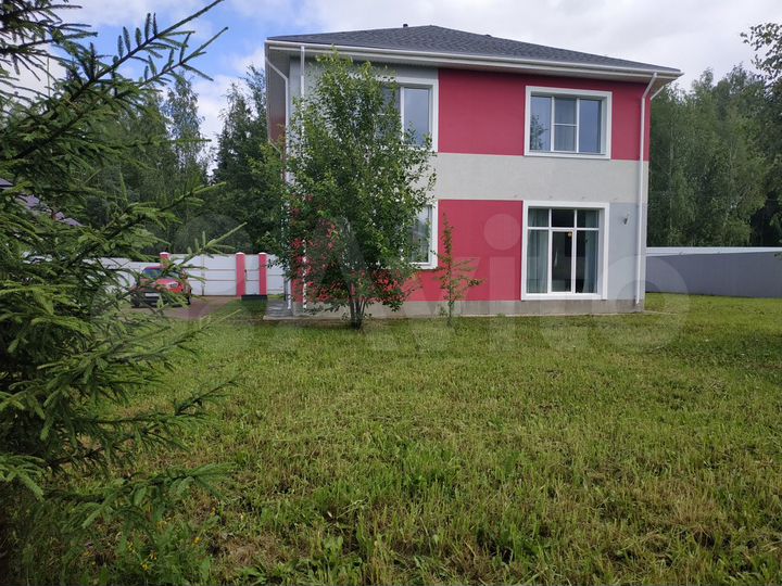 Дом 190,7 м² на участке 13 сот.