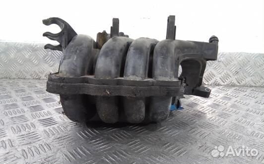 Впускной коллектор бензиновый volkswagen golf 5 (J