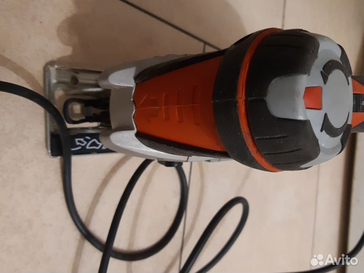 Электролобзик black decker