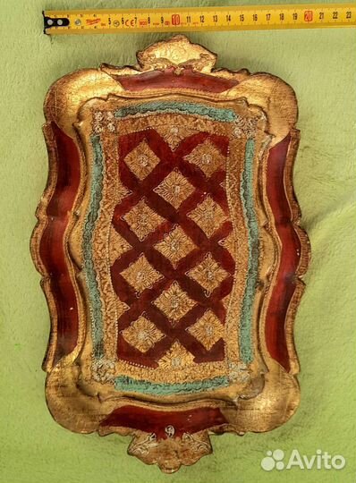 Подносы флорентийские, Италия