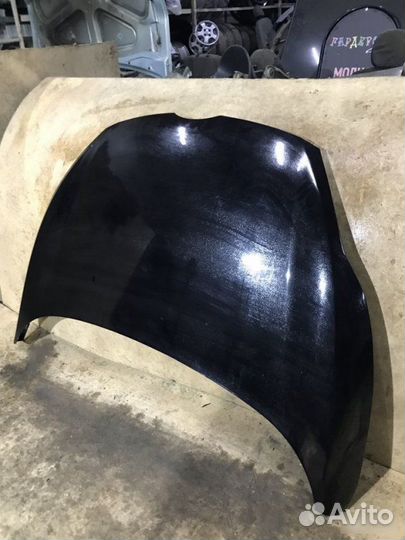 Капот Ford Fiesta 2019