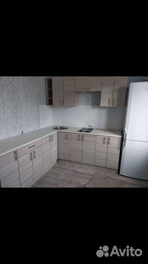 Кухонный гарнитур со склада