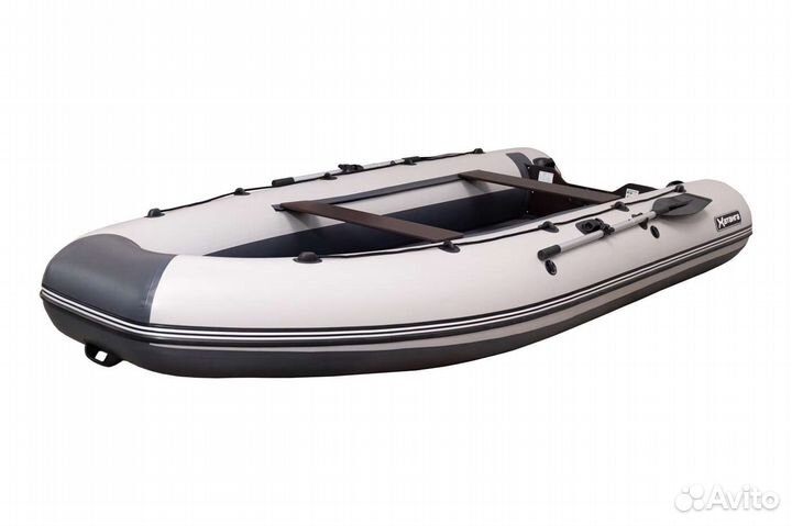 Лодка с мотором