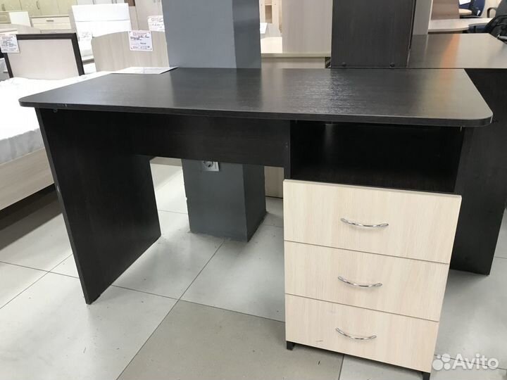 Стол письменный пс-73 с ящиками