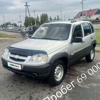 Chevrolet Niva 1.7 MT, 2011, 69 000 км, с пробегом, цена 475 000 руб.