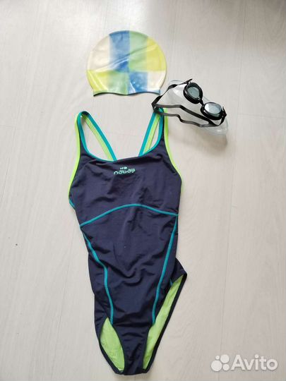 Купальник, очки, шапочка