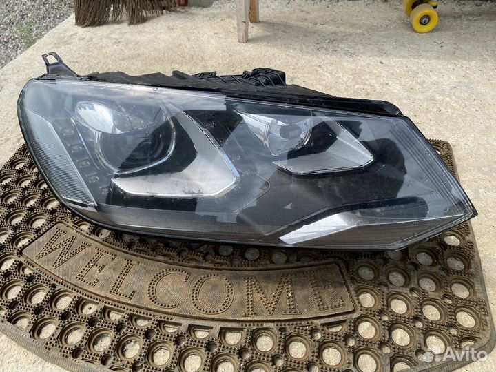 Фара на volkswagen touareg 2