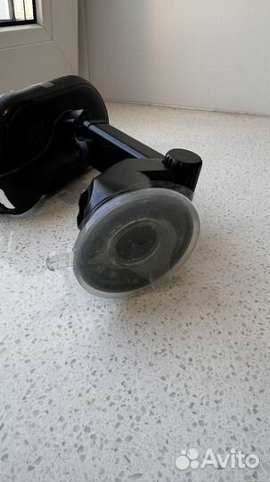 Держатель для телефона в машину с зарядкой