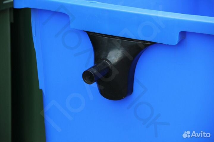 Мусорный контейнер пластиковый 660л R5802