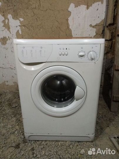 Стиральная машина Indesit