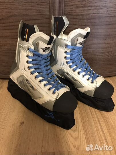 Коньки хоккейные Easton