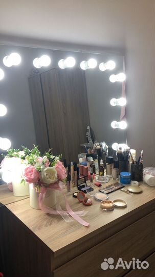 Гримерное зеркало с лампочками бу