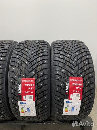 iLink Wintervorhut Stud II 235/45 R17 97T