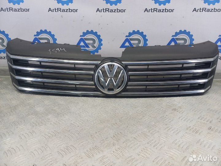 Решетка радиатора Volkswagen Passat B7 2.0 cffb