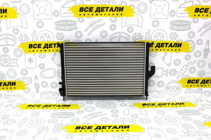 Радиатор Renault Logan с кондиционером