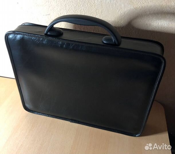 Мужская кожаная сумка через плечо с ручками