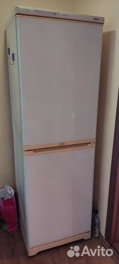 Холодильник Stinol 123 L