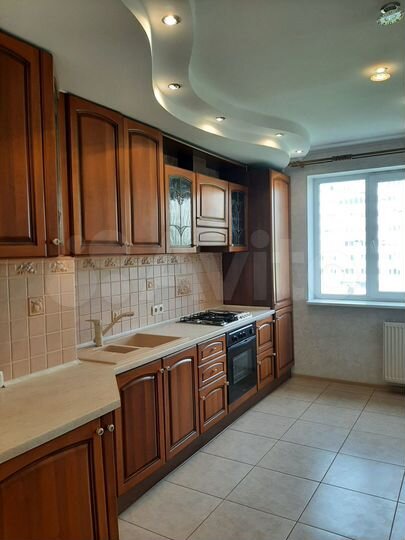 3-к. квартира, 68 м², 9/10 эт.