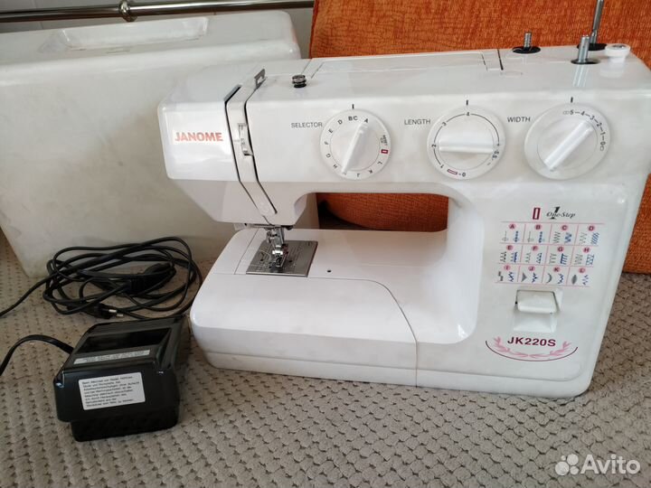 Швейная машина Janome JK 220S