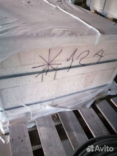 Кирпич огнеупорный Calderys Victor 85BP 11A и 11D