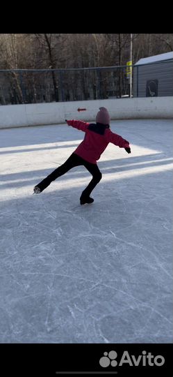 Тренер по фигурному катанию