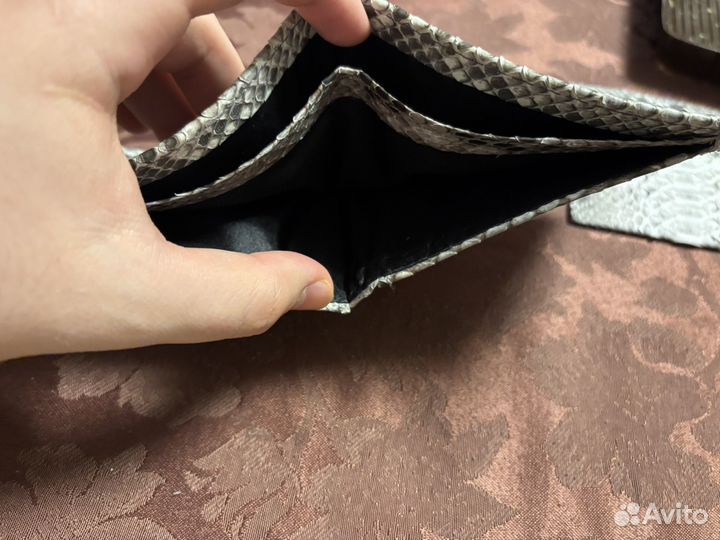 Кошелек из кожи питона
