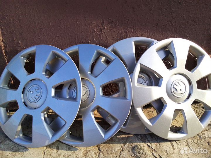 Колпаки на шкода рапид r14