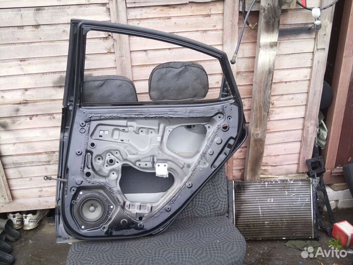 Дверь задний правый Kia Rio 3