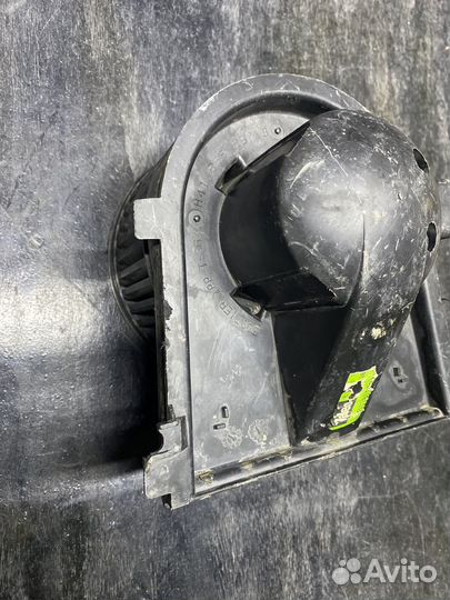 Моторчик печки Audi A4 b5 8D1819021B