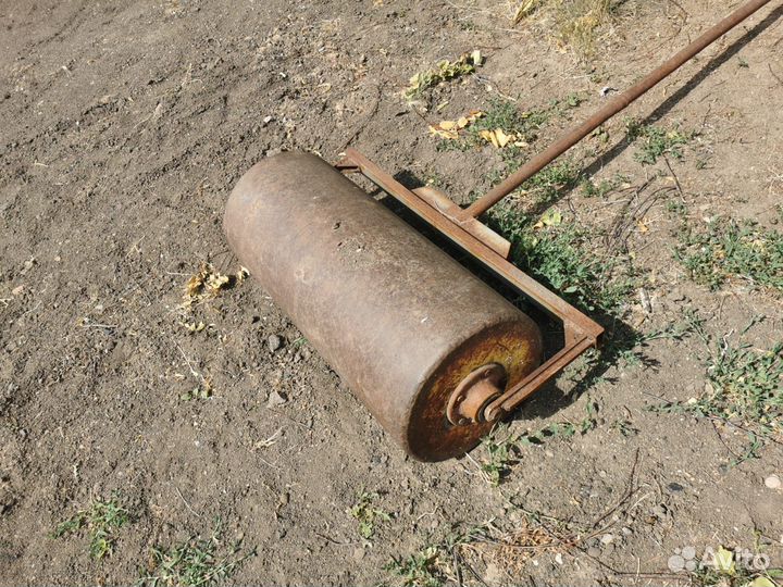 Каток ручной для газона