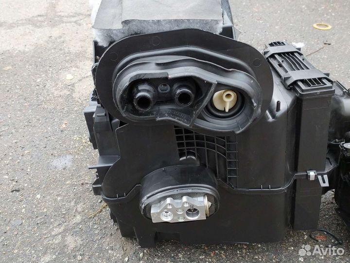 Корпус печки skoda rapid