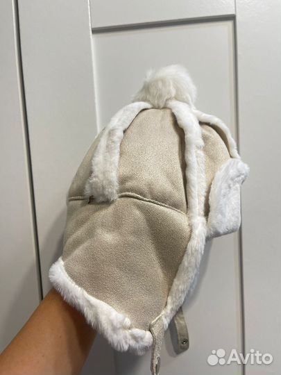 Шапка детская UGG на застежке