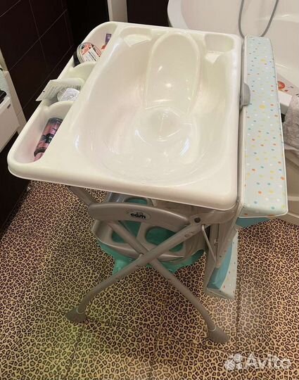 Пеленальный столик с ванночкой cam