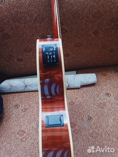 Акустическая гитара ibanez TCM50-VBS