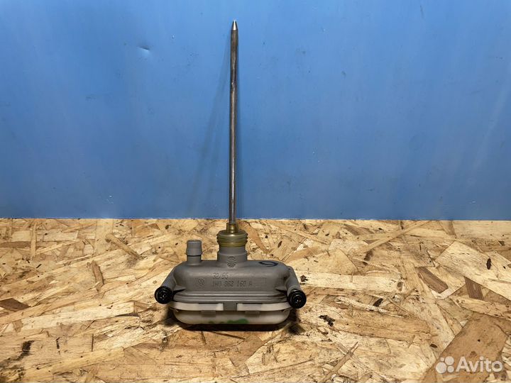 Активатор замок бензобака golf 3