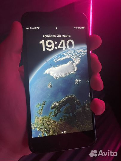 iPhone 8 Plus, 64 ГБ