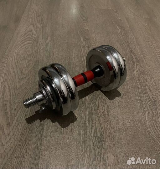 Комплект гантелей