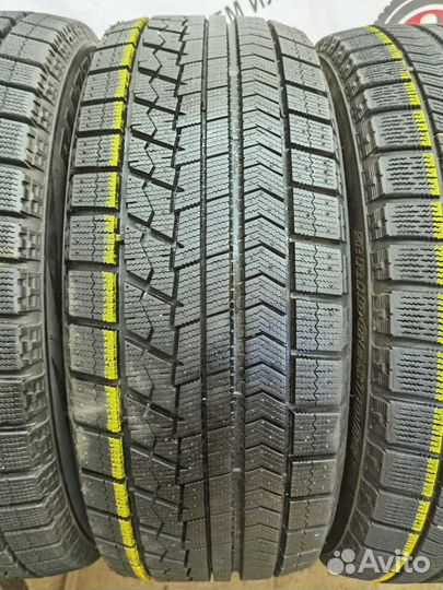 Bridgestone Blizzak VRX 225/55 R17 99V