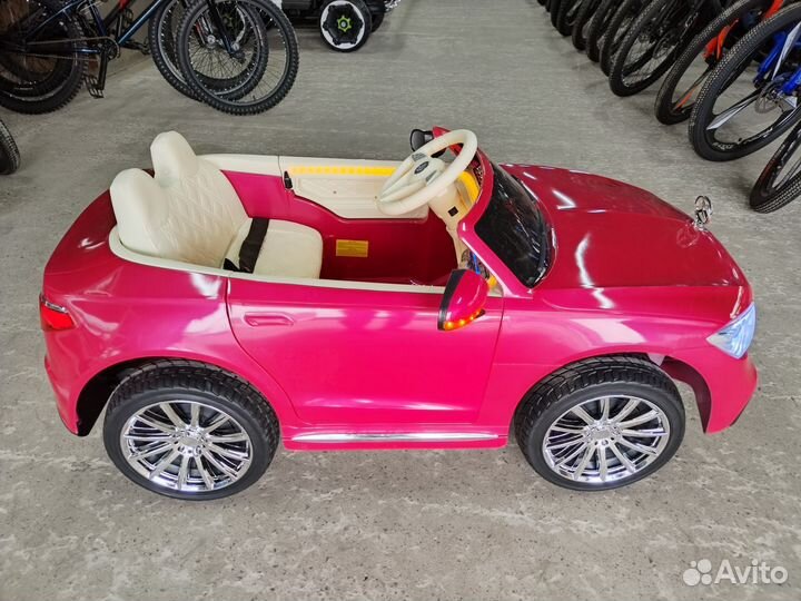 Электромобиль Мерседес спорт