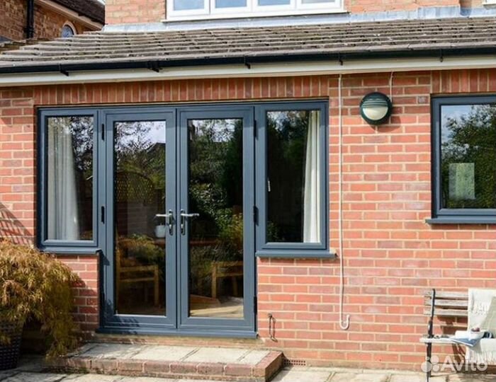 Пластиковая дверь