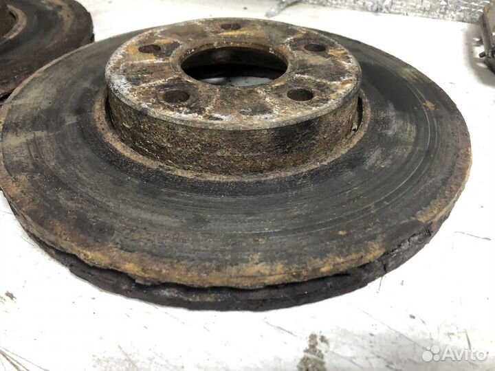 Передние тормозные диски Ford Focus 2