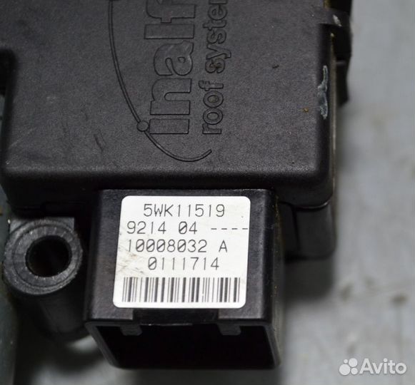 Моторчик люка Mercedes-Benz GLK X204