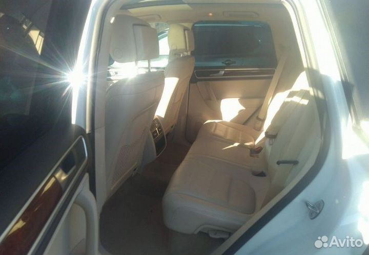 Разбор на запчасти Volkswagen Touareg 2010-2014