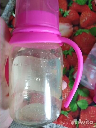 Детские бутылочки для кормления и поильники