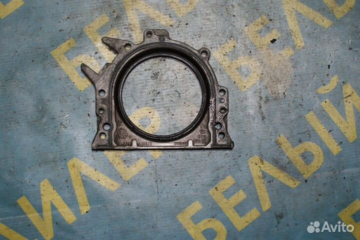 Крышка коленвала Volkswagen Golf 4 Variant