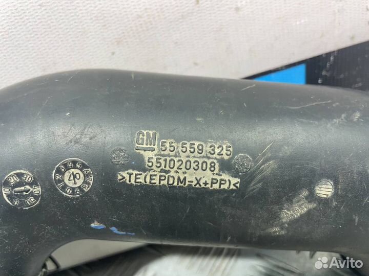 Б/У Патрубок воздушного фильтра opel