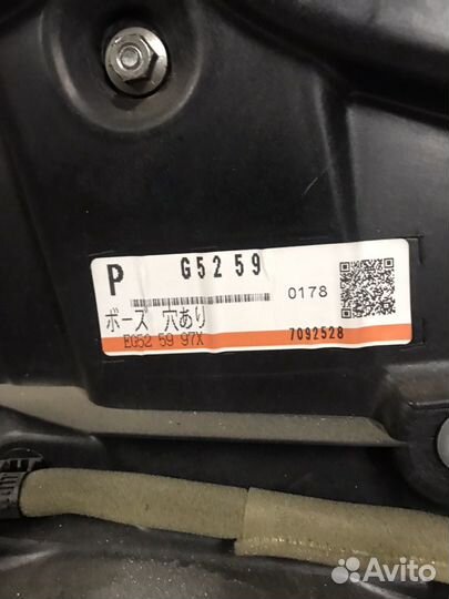 Стеклоподъемник передний Mazda CX-7