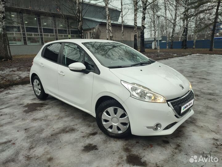 Peugeot 208 1.6 AT, 2013, 211 287 км