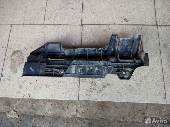 Кожух радиатора правый рио 3, солярис 1