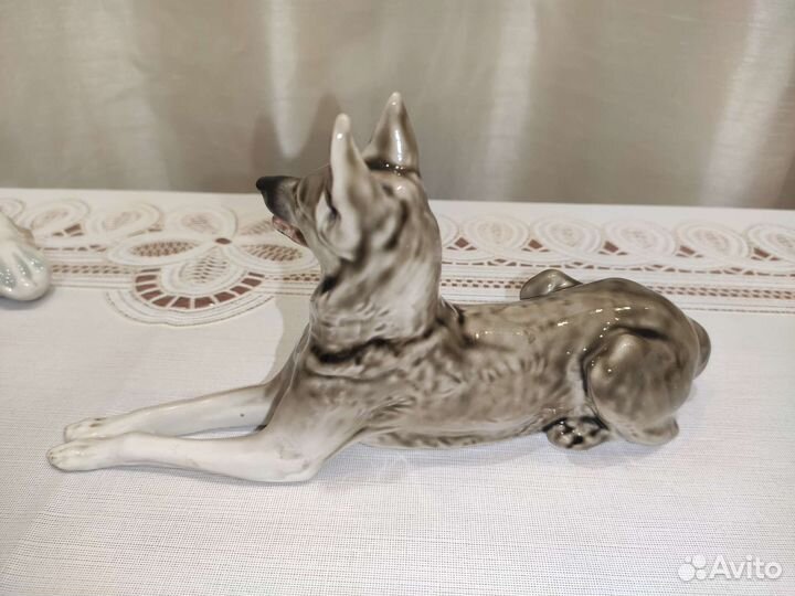 Фарфоровые статуэтки собаки лфз СССР
